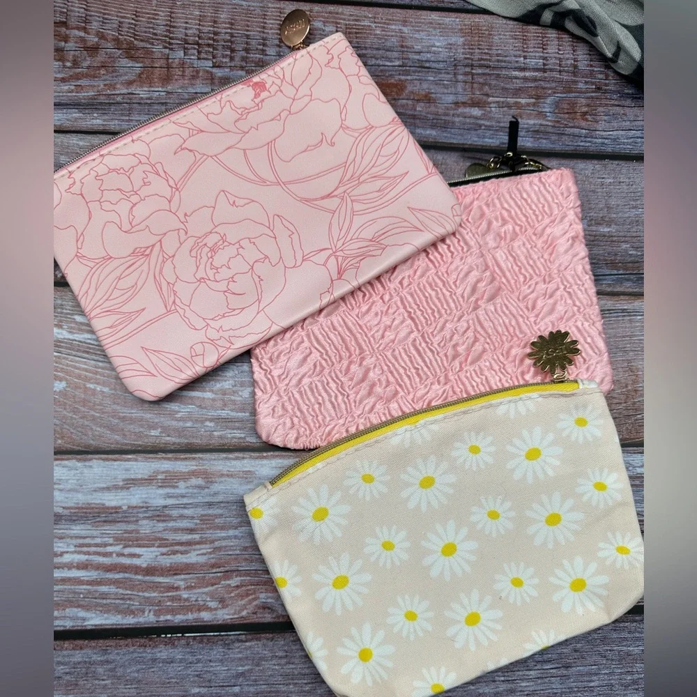 IPSY Set of 3 cosmetic makeup zipper bags NEW!